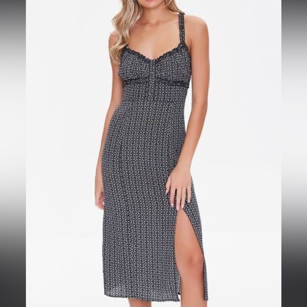 Forever21 Midi Dress Black and White